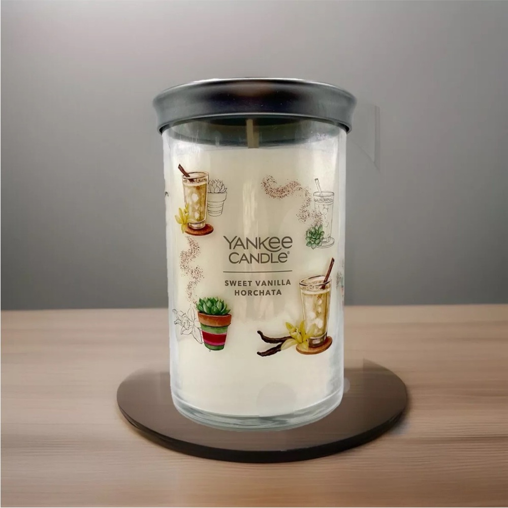 Yankee Candle 2-Wick Tumbler-Sweet Vanilla Horchata (20 oz)